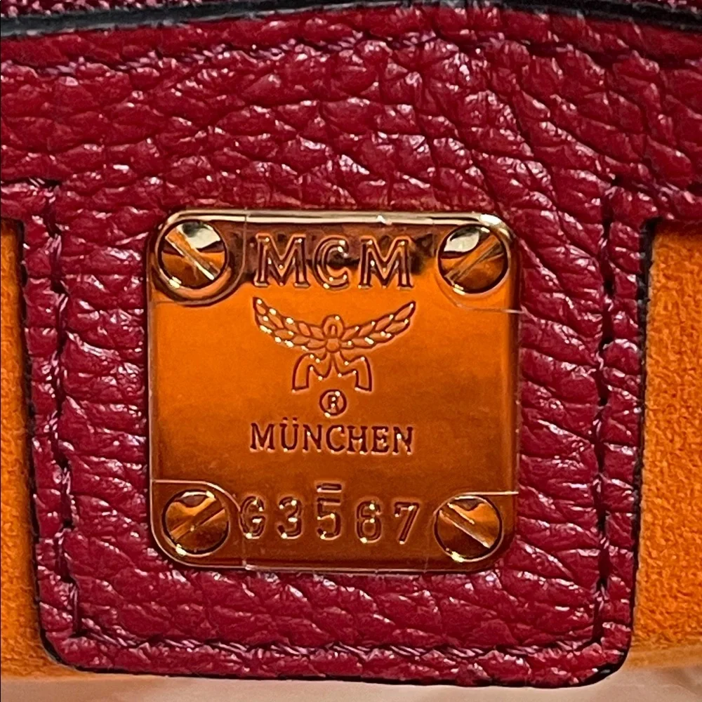 MCM Patricia Red Leather Hobo Shoulder bag - Picture 10 of 15